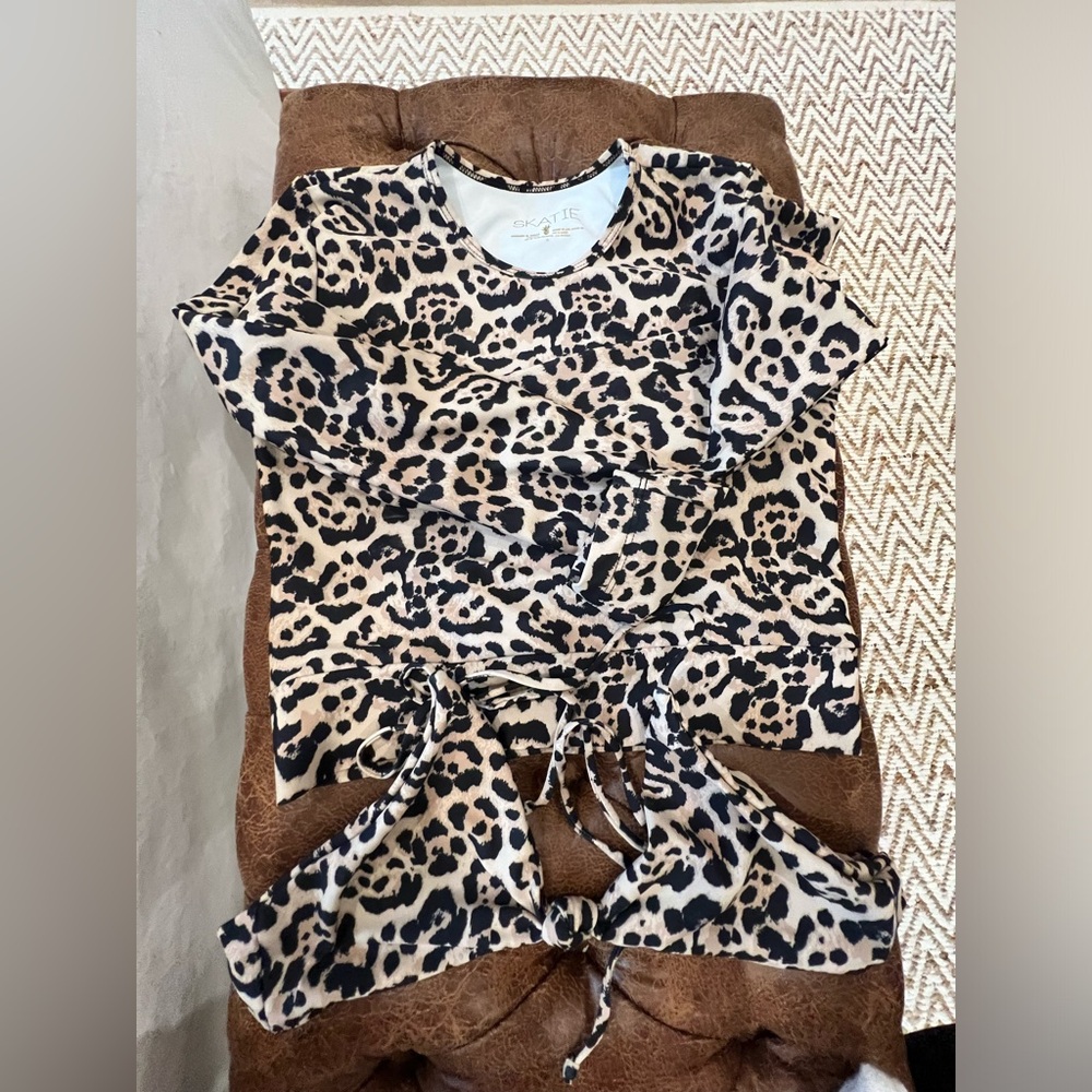 Skatie Rosie top and Sarah top M